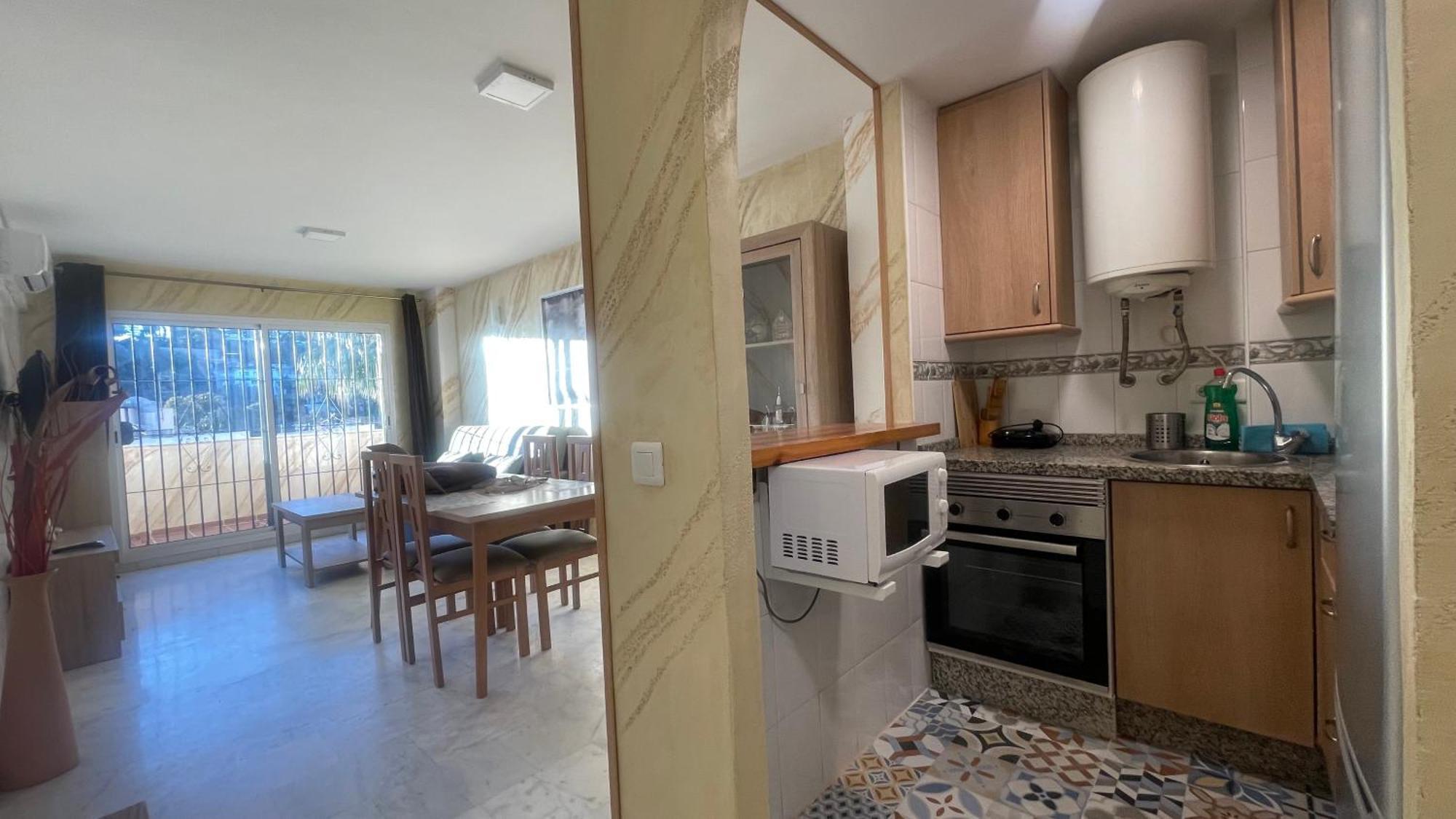 Apartamento Con Vista A La Piscina Apartment เบนัลมาเดนา ภายนอก รูปภาพ