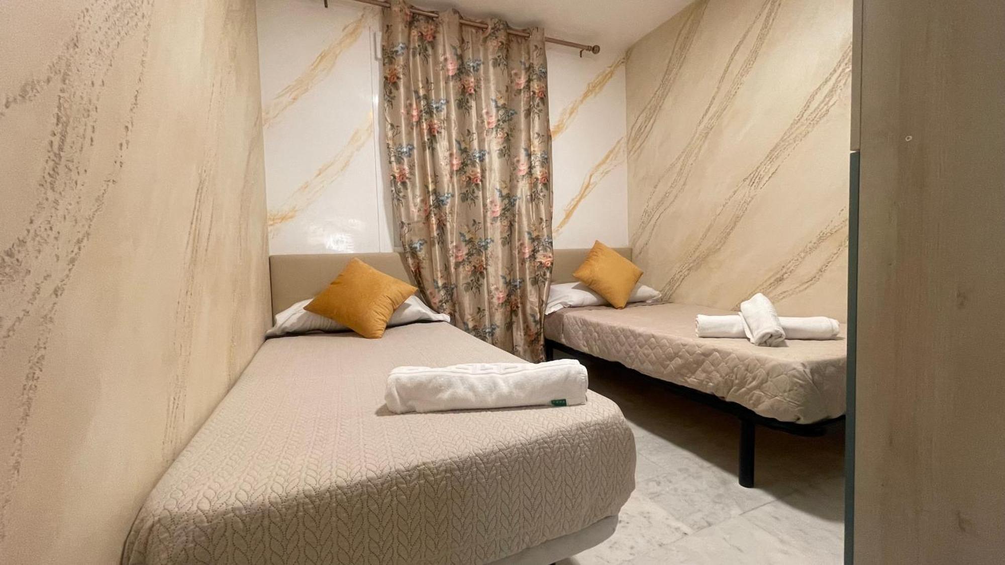 Apartamento Con Vista A La Piscina Apartment เบนัลมาเดนา ภายนอก รูปภาพ